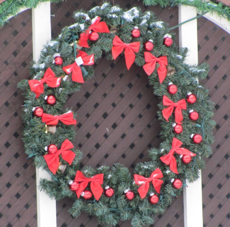 christmas_wreath.jpg