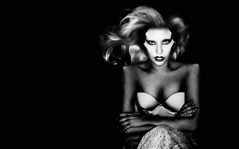 Lady gaga dj tons. Изображение 400 на 400 пикселей леди Гага.