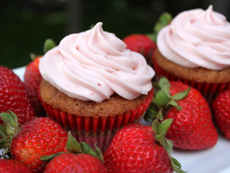 strawberry_muffins.jpg