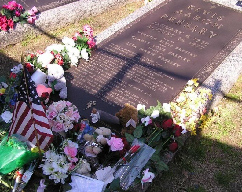 &quot;The King of Rock and Roll&quot; Elvis Presley's Tombstone