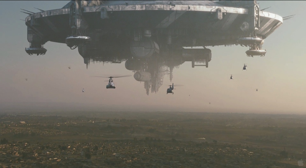 District 9 Alien Motherships Guns Helicopters